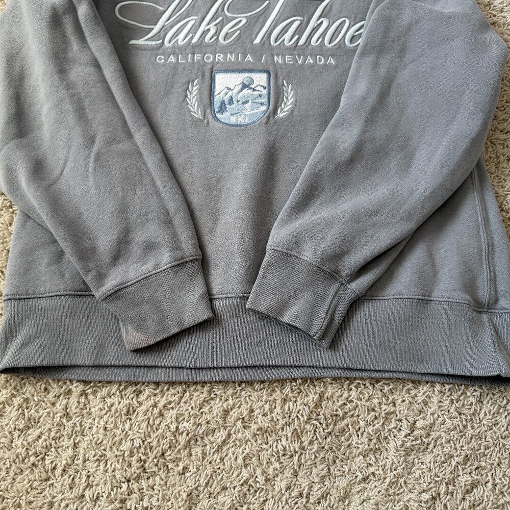 Abercrombie Lake Tahoe Crewneck Sweatshirt Gray Size M - Picture 4 of 5